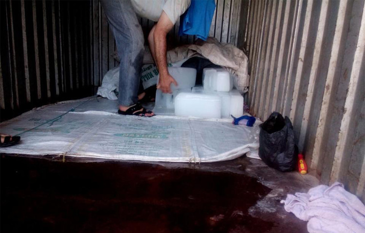 إغلاق ستة معامل بوظ وتشميع مطا...