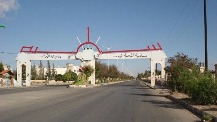 حادثةطعن تستهدف مدير مدرسة في...