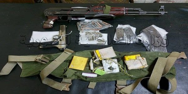 القبض على رجل يرتدي حزام ناسف...