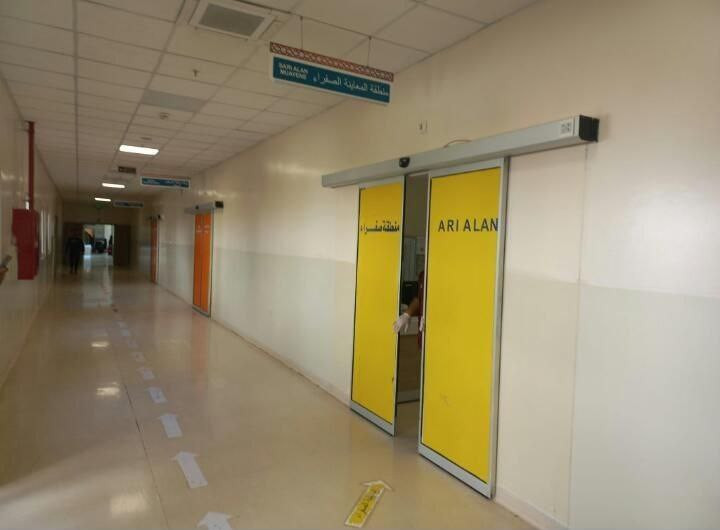 مشفيا الباب والراعي يضربان عن...