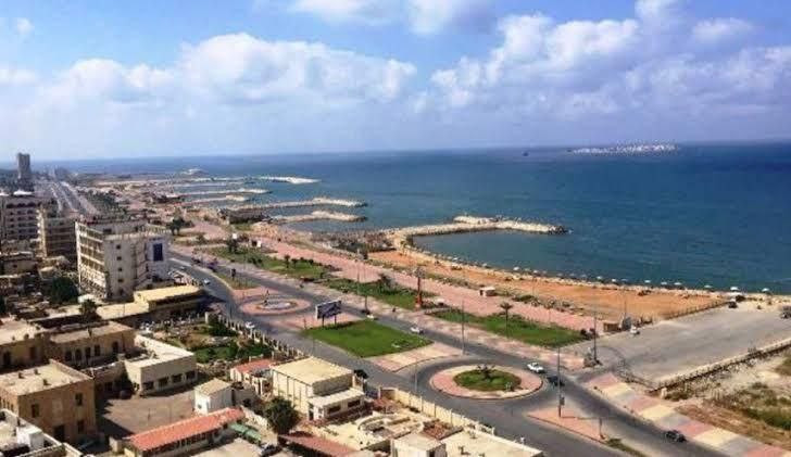 مياه البحر تبتلع مسنا في طرطوس