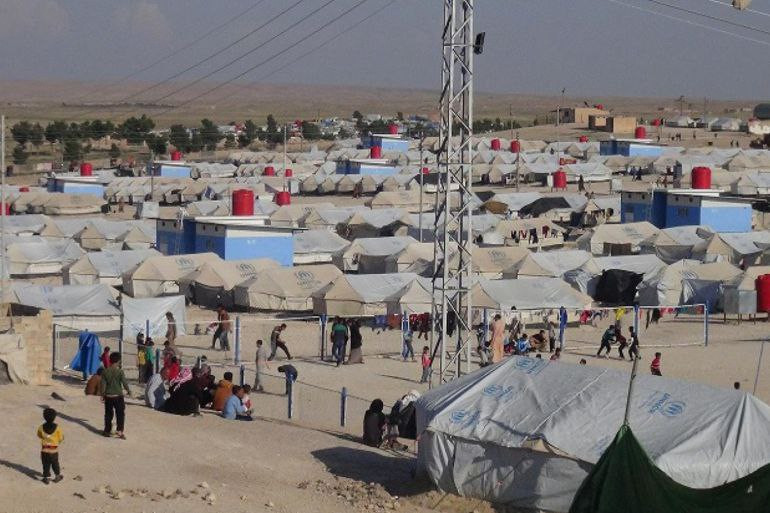 فرنسا تستعيد 15 امرأة و 40 طفل...