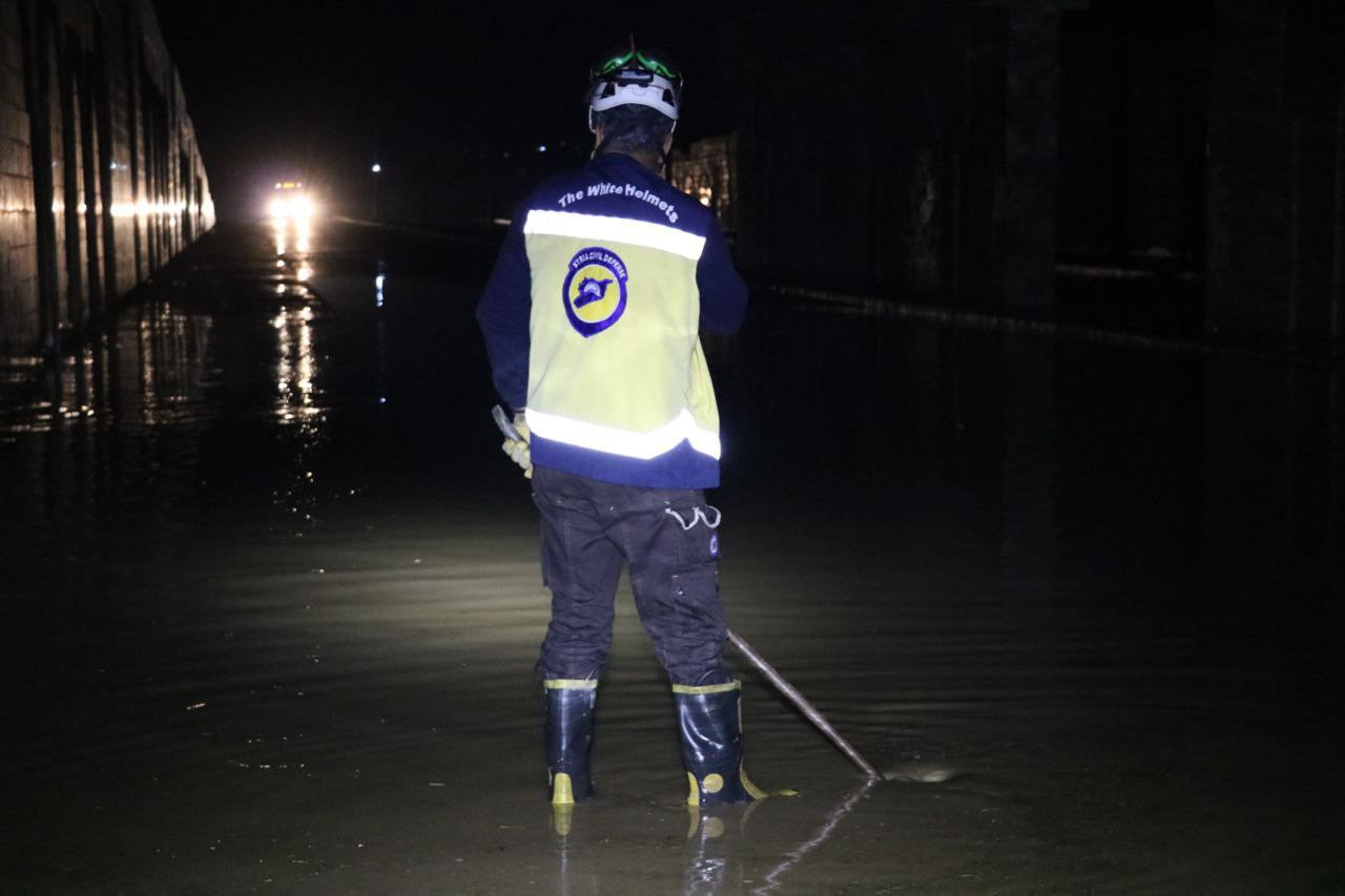 تضرر 130 خيمة في إدلب جرّاء ال...