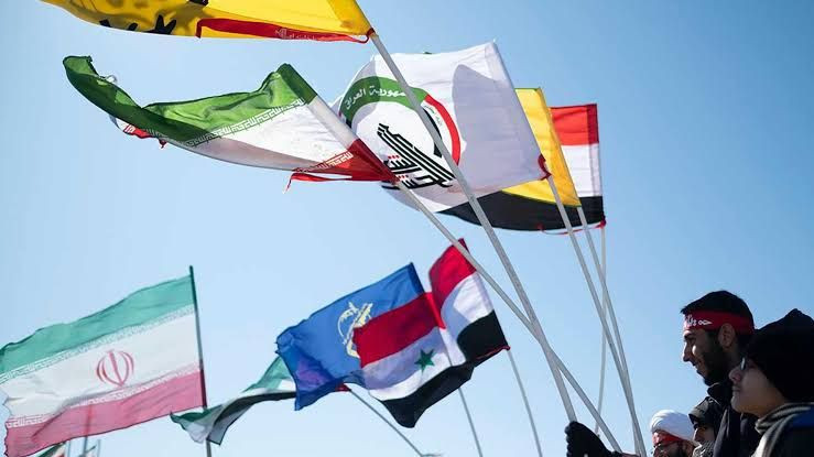 إيران تعيد هيكلة أذرعها في الم...