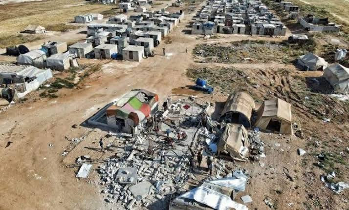 "الأورومتوسطي": قصف المخيمات ب...