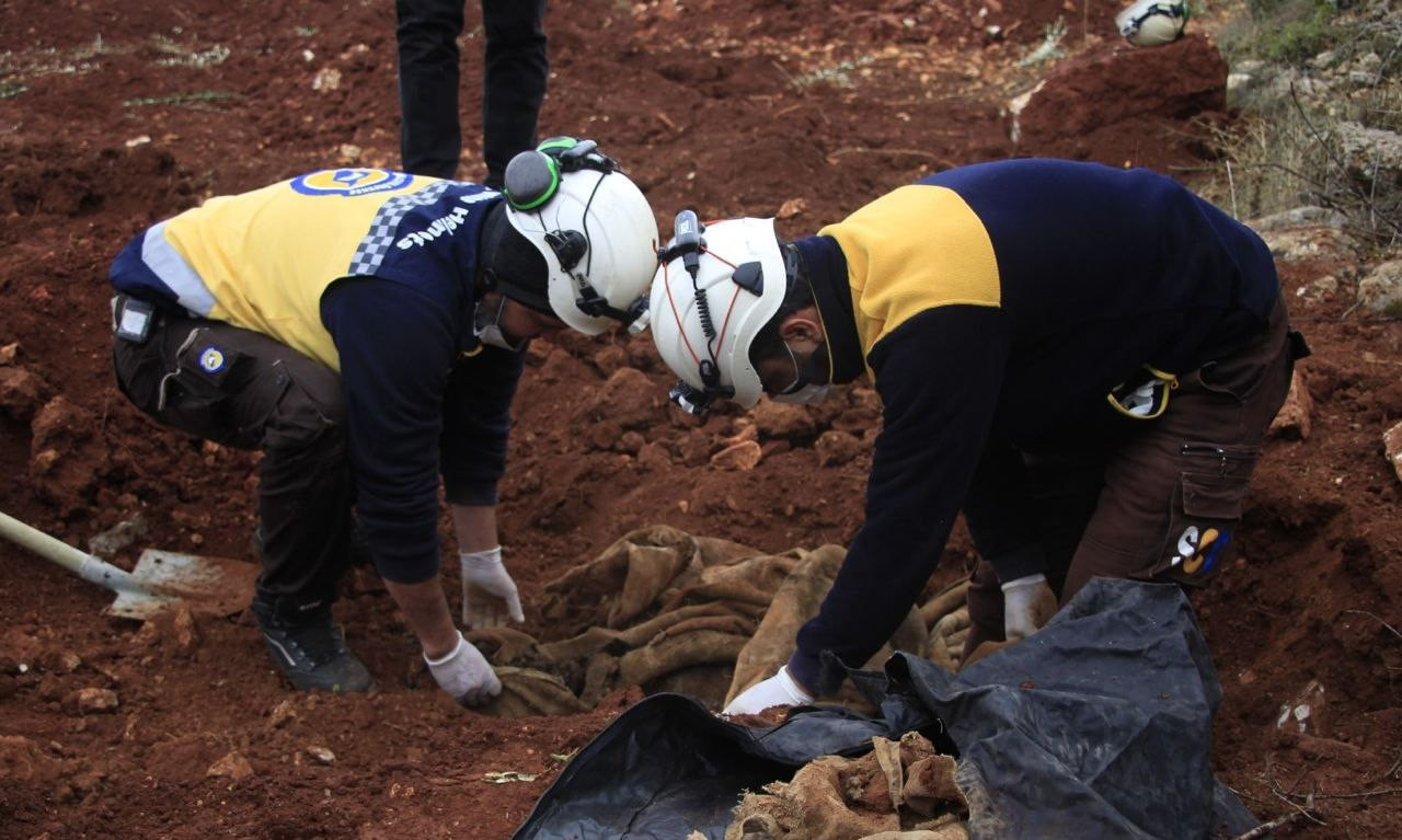 انتشال جثة مجهولة من جبل الزاو...