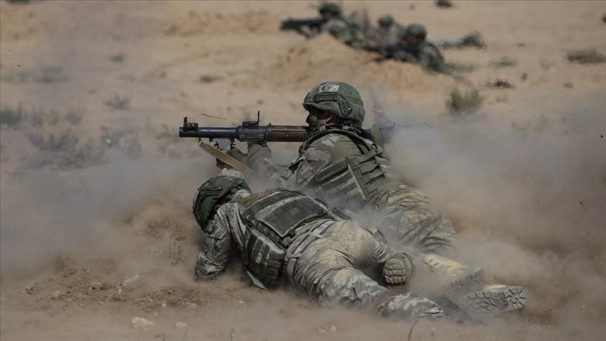 الدفاع التركية تعلن قتل خمسة ع...