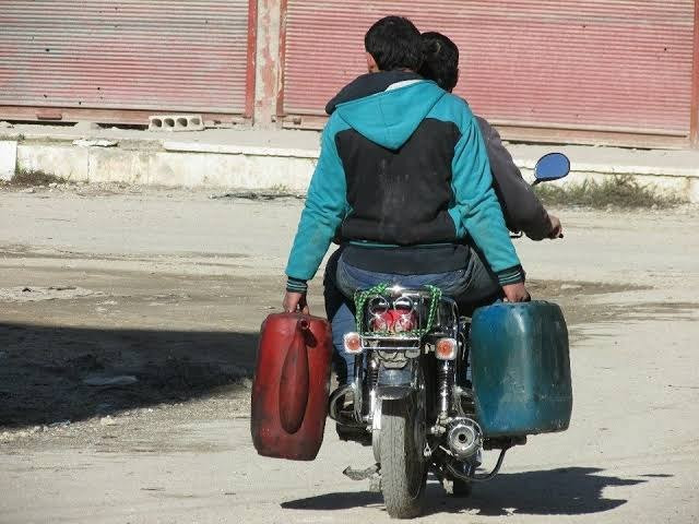 ازدياد نشاط تهريب المحروقات من...