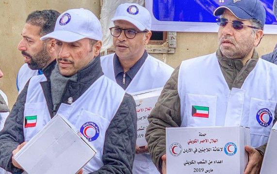 الكويت تعلن إيقاف جميع المشاري...