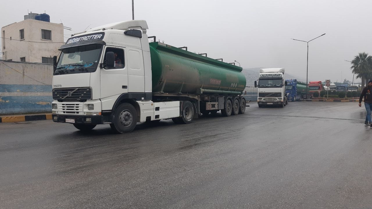 دخول دفعة صهاريج من مادة البان...