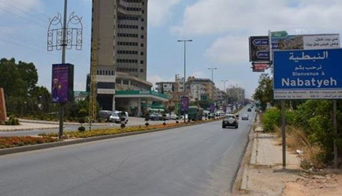 إصابة عمال سوريين إثر انهيار م...