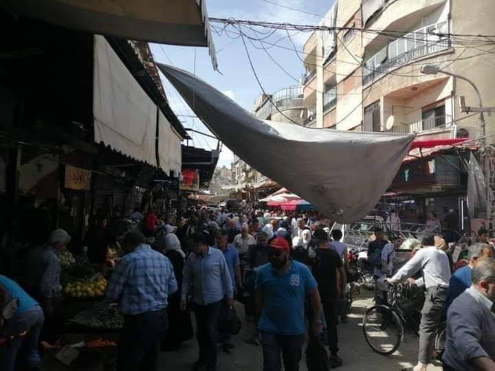 إقبال على شراء البضائع المستعم...