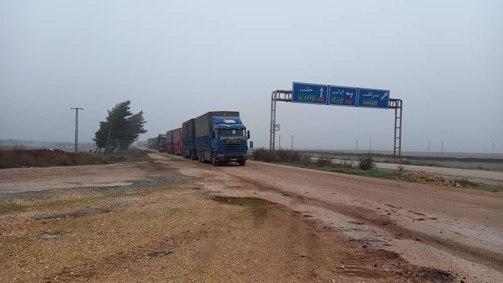 دخول قافلة مساعدات أممية إلى إدلب وخسائر من القوات الكردية شمال سوريا 