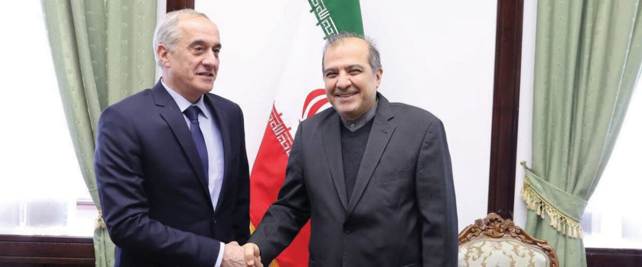 مباحثات في طهران بين خارجيتي ا...