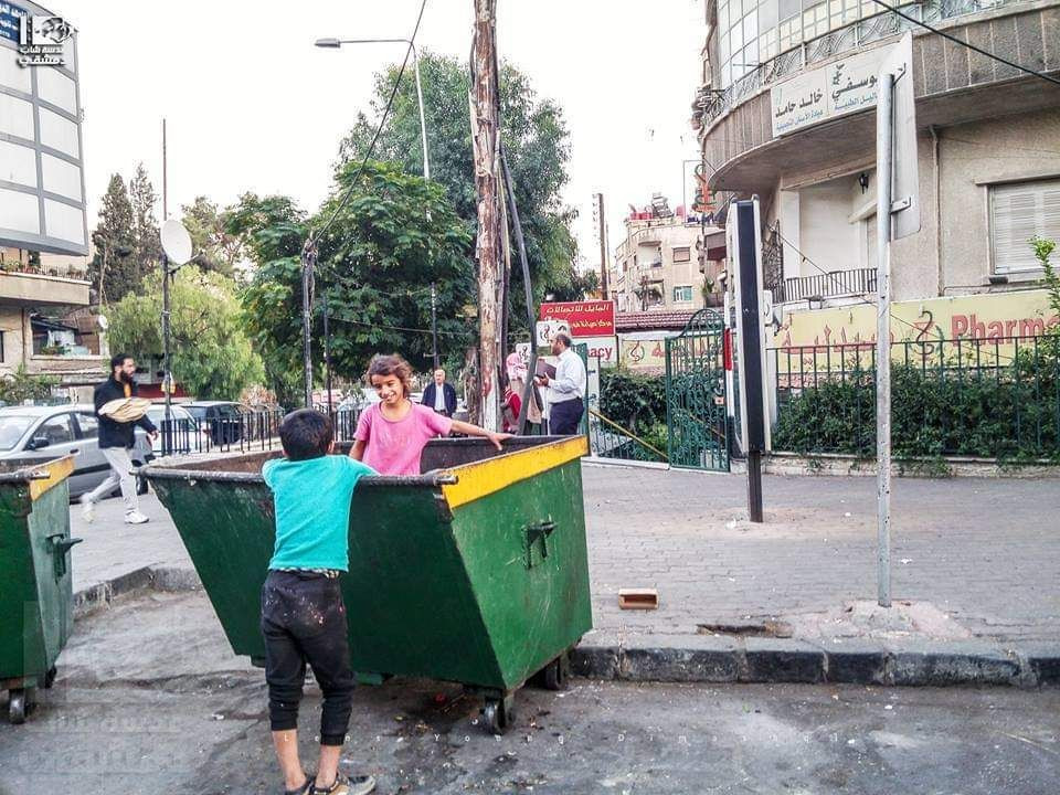 مطالبة أهالي ركن الدين بدفع مب...