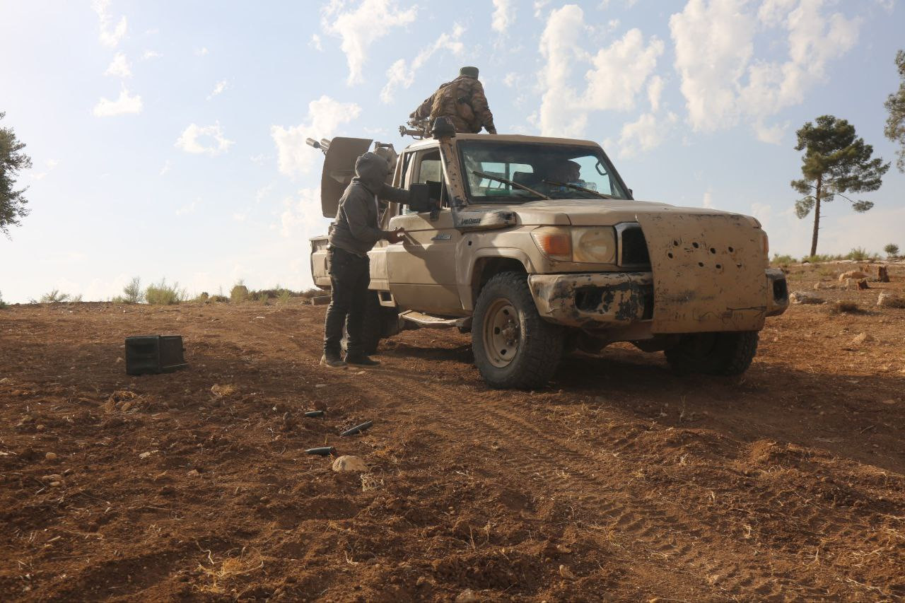 عناصر "الهيئة" يغيرون على مواق...