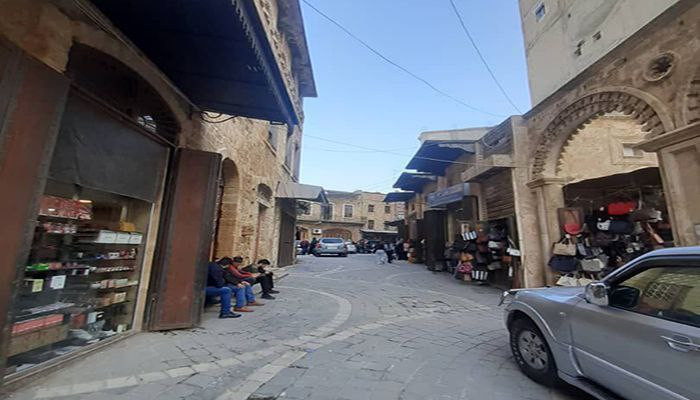 "السوق المقبي" الأثري في اللاذ...