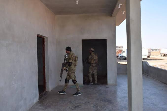 "قسد" تنفذ حملة اعتقالات في ال...