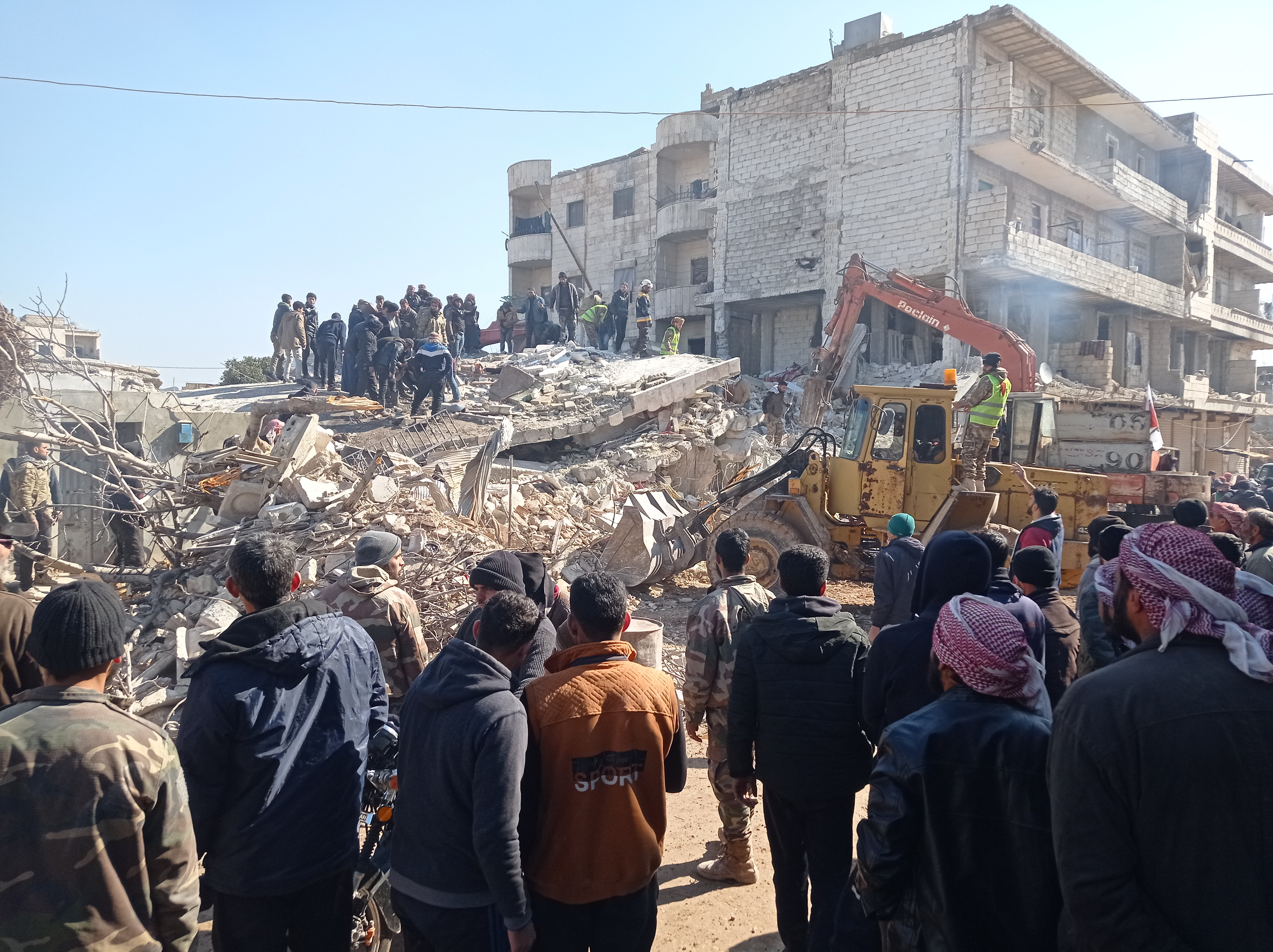 الدفاع المدني: نقص المعدات زاد...