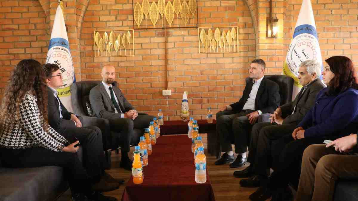 النرويج تتسلم امرأتين و3 أطفال...