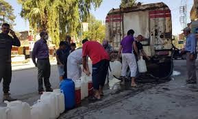 بسبب تلوث المياه.. إصابة 4 عائ...