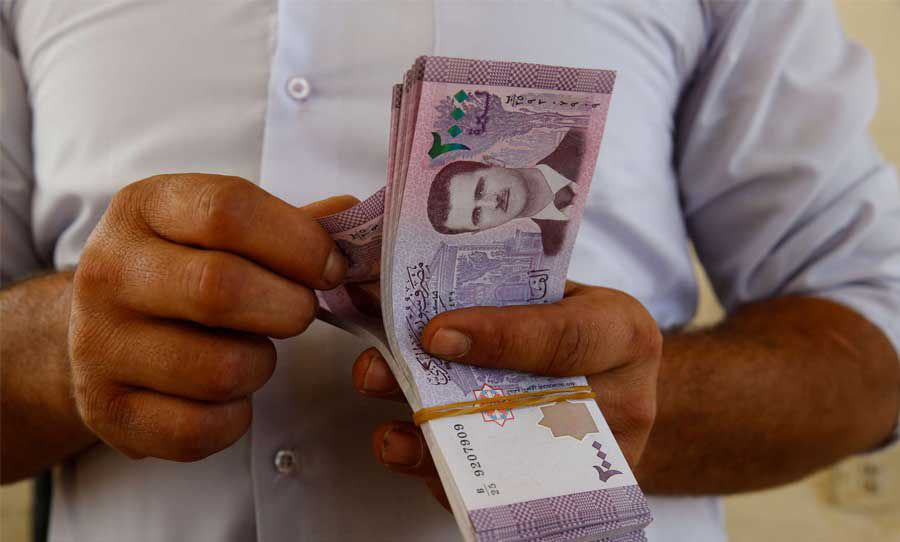 "وزيرة سابقة": طرح فئات نقدية...