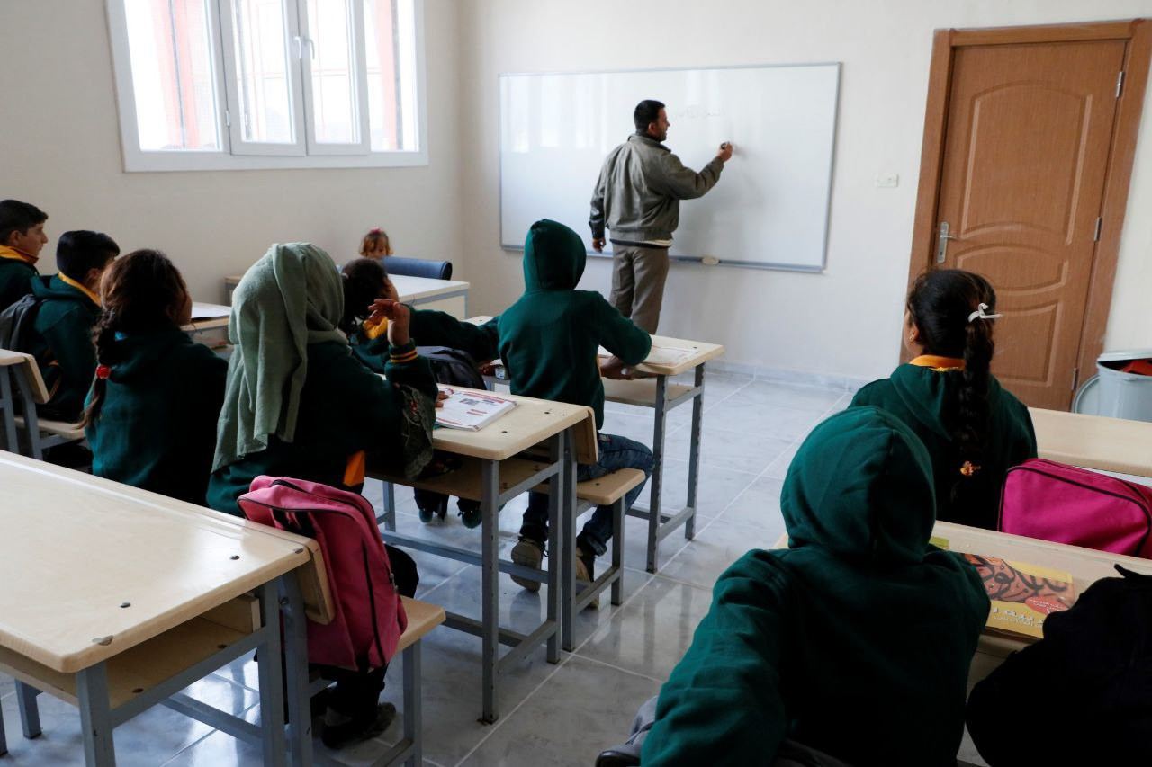 ظاهرة المدرسين بالوكالة "تنفيع...