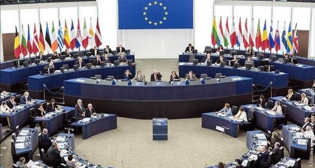 الاتحاد الأوروبي يدعو لمضاعفة...