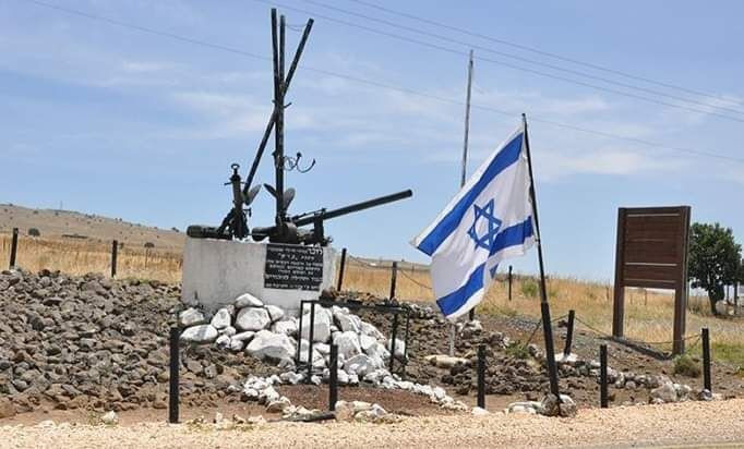 طائرات إسرائيلية تلقي منشورات ورقية في القنيطرة (صورة)