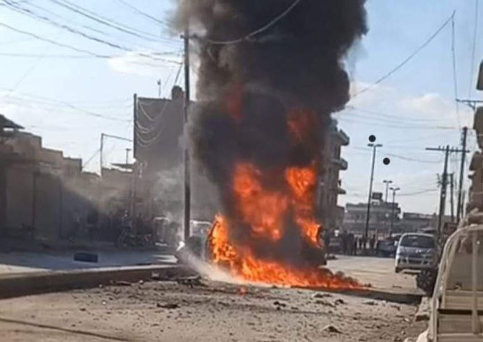 تفجير يستهدف سيارة لـ"قسد" في...