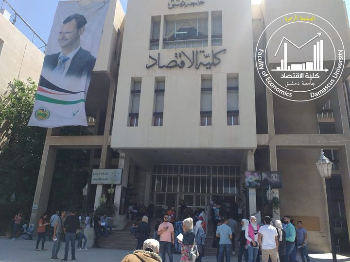 خبير اقتصادي موالٍ: ثبيت سعر ا...