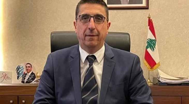 هيكتور حجار: السوري يجب أن يتل...