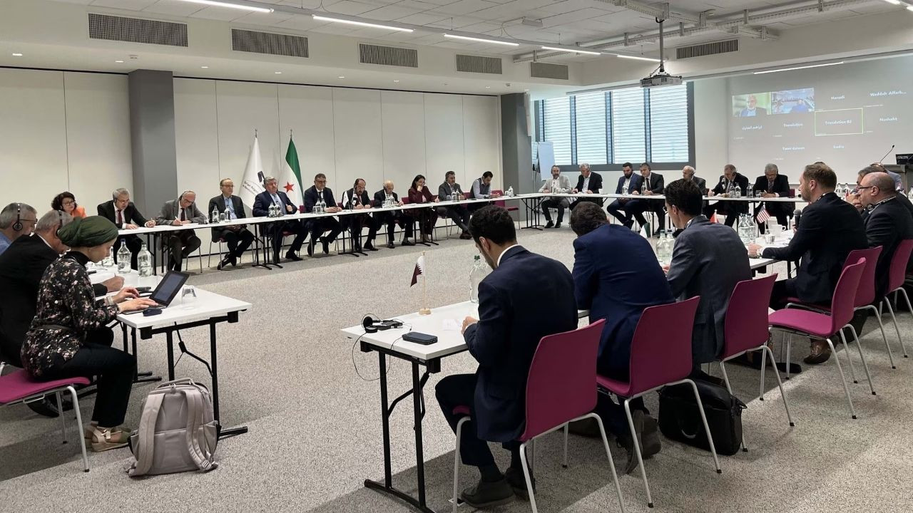 "بدر جاموس": المعارضة جاهزة لل...