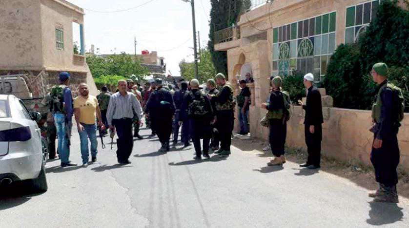 مخابرات النظام تحتجز سائق بولم...