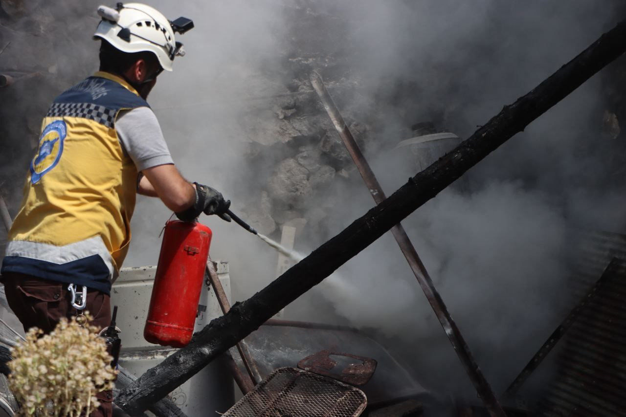 "الدفاع المدني" يُخمد 20 حريقا...