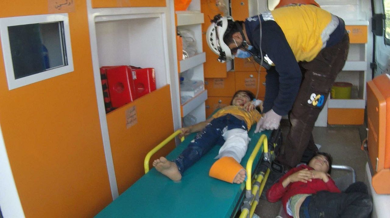 إصابات بحوادث سير متفرقة في شم...