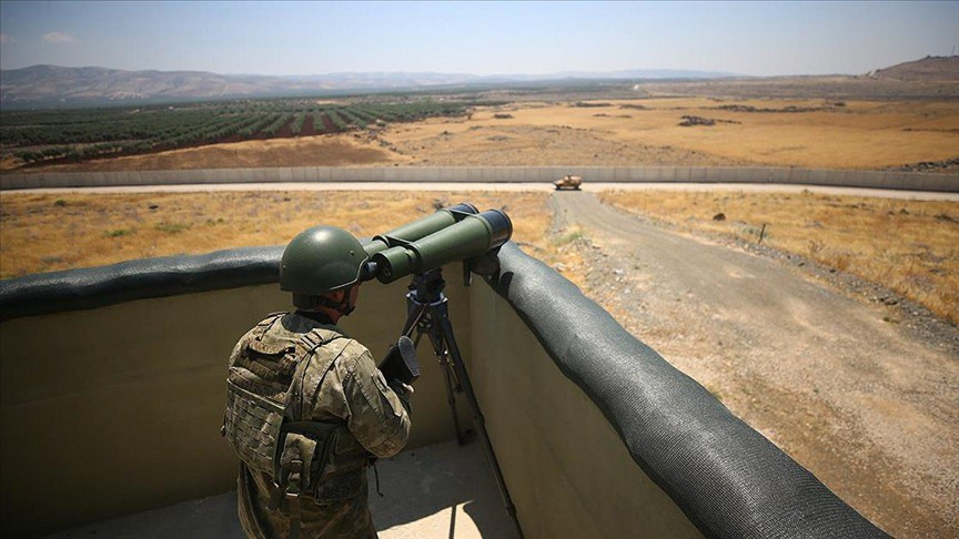 تركيا تضبط عنصرا من "قسد" حاول...