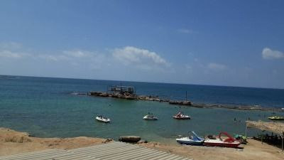 جثة مجهولة على الشاطئ الأزرق ب...