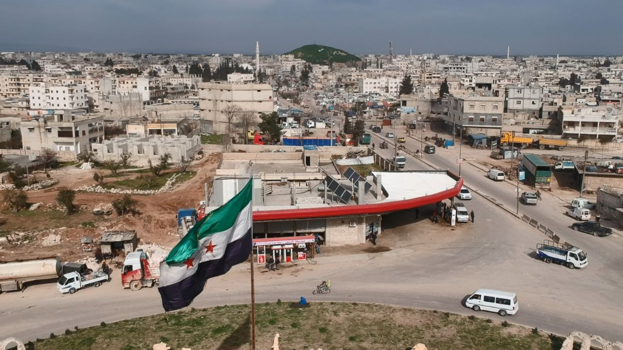 أهالي مدينة إعزاز يحذرون شركة...