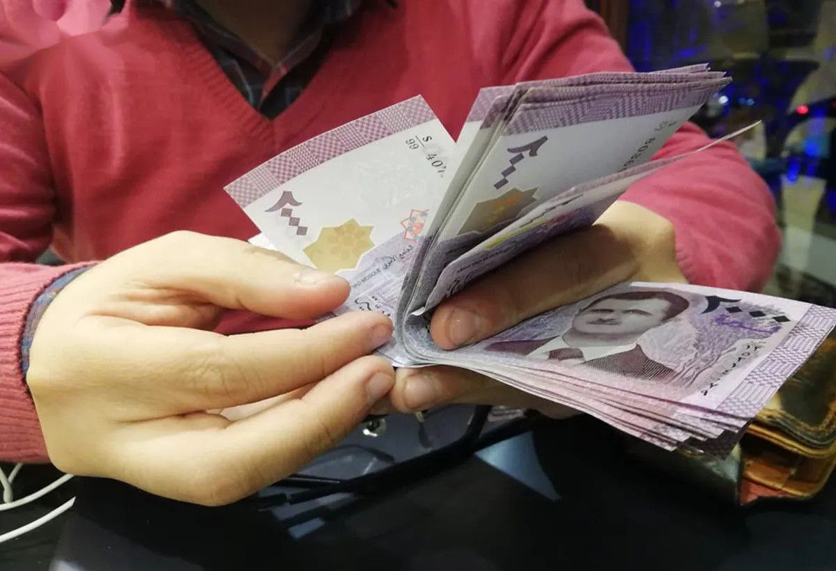 ماذا بقي من زيادة الرواتب في ج...