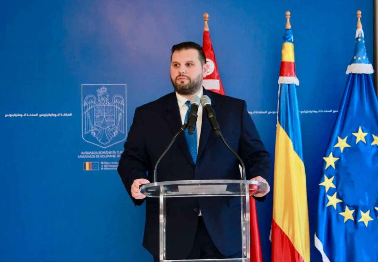 الاتحاد الأوروبي: نساند السوري...