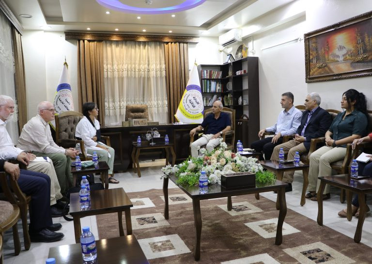 وفد كندي يبحث في القامشلي ترحي...