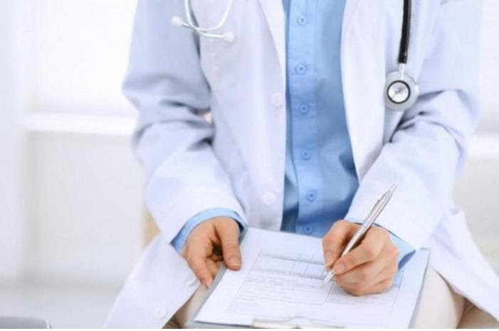 دراسة الطب تكلف 120 مليون في ا...