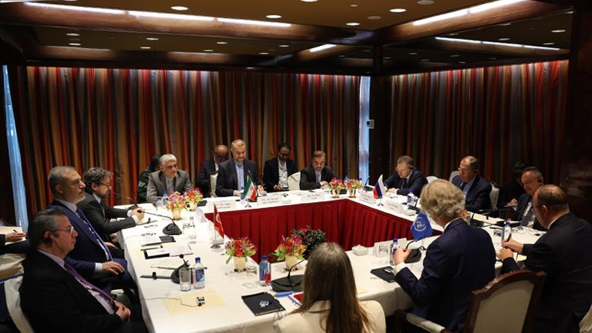 فيدان: بحثنا تطورات الملف السو...