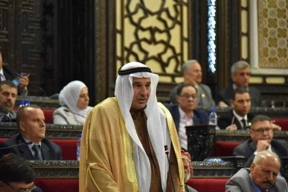 بتهم اختلاس ونصب واحتيال.. الن...