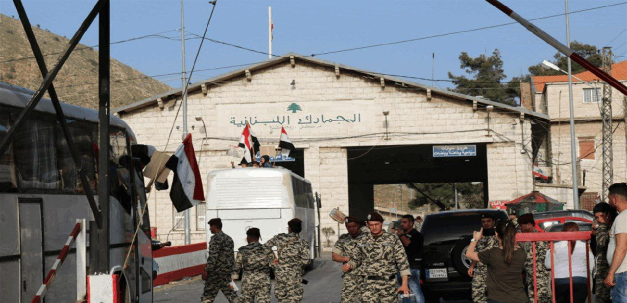 أمن النظام يستجوب سياحا من لبن...