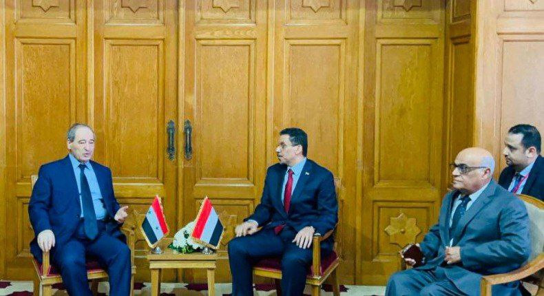 تسليم سفارة اليمن في "دمشق" إل...