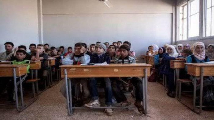 نقابة المعلمين تعقد اجتماعا لإ...