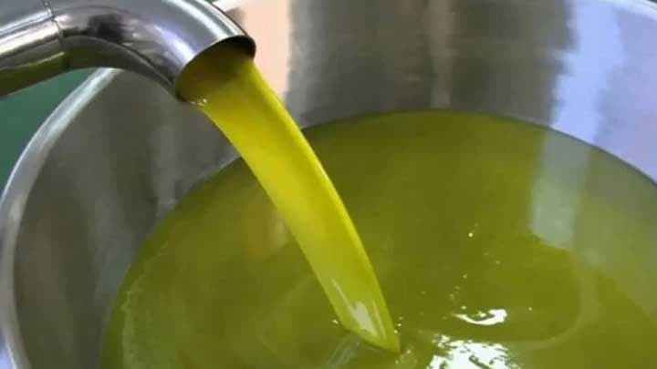 سعر تنكة الزيت يتجاوز المليون...