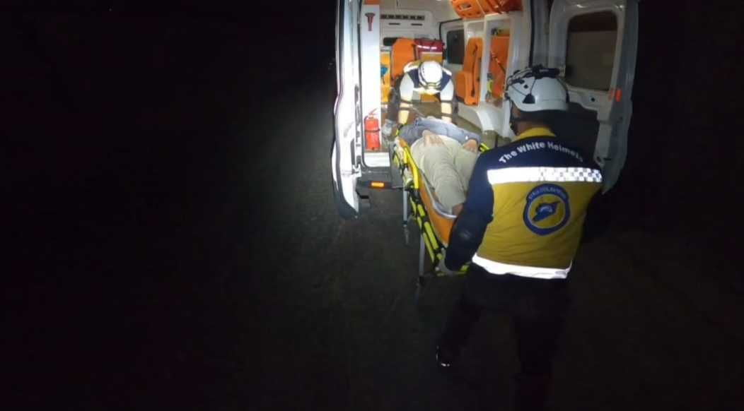 جريح بغارات جويّة روسية غرب إد...